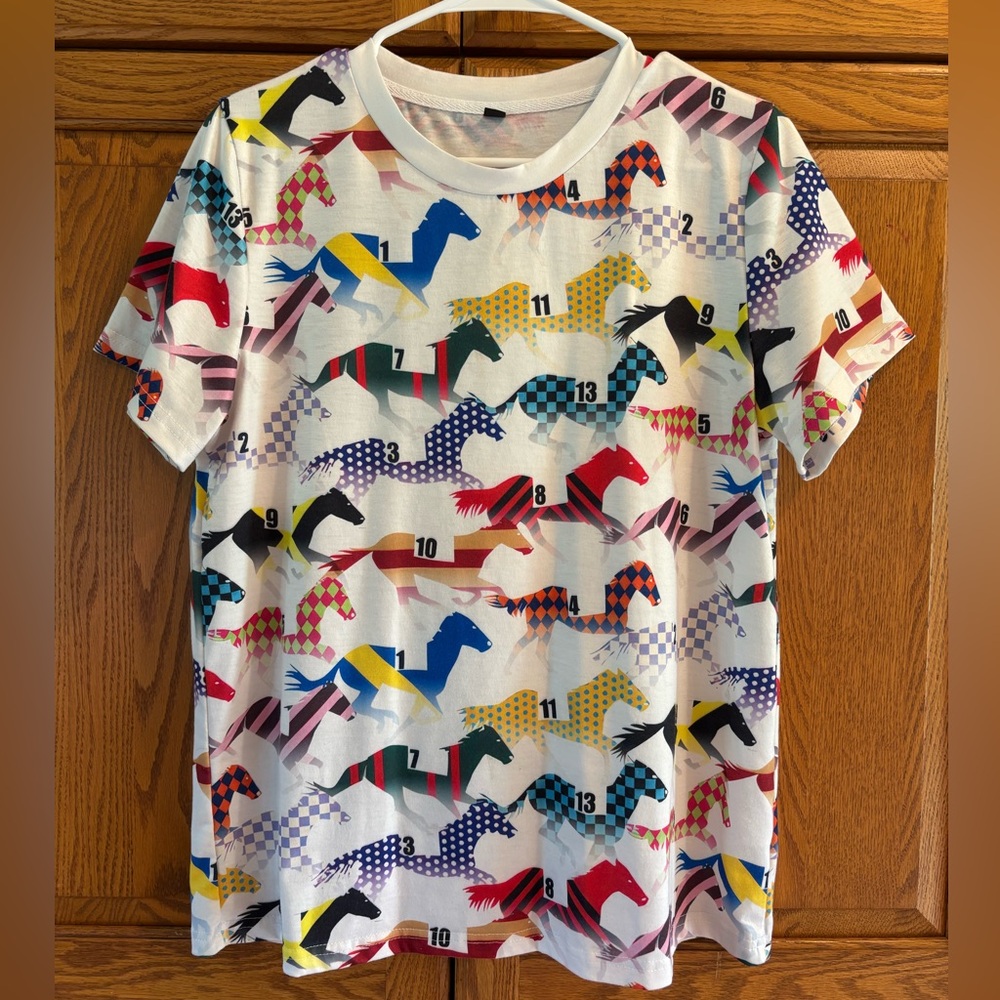 Kentucky Derby Horse Racing T-Shirt -Women’s Size Medium M